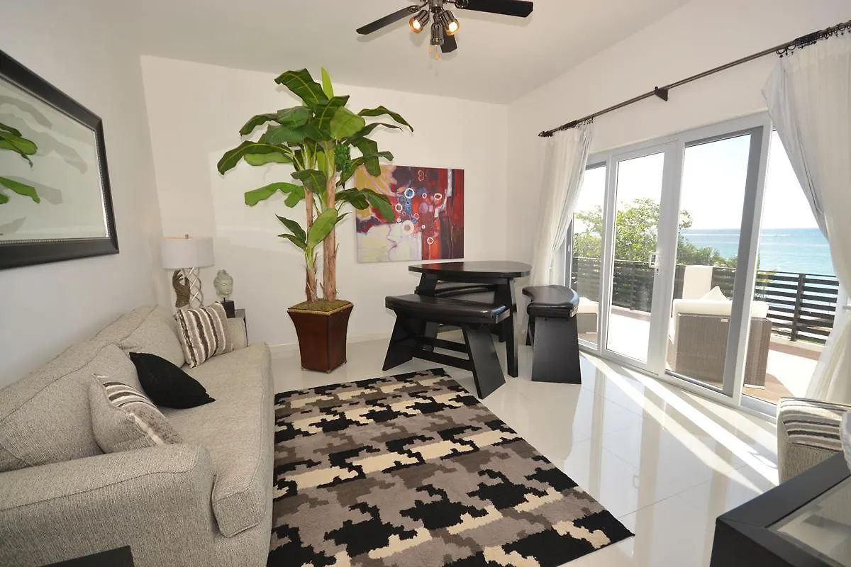 מונטגו ביי Dreamtime By The Sea Seven Bedroom Villa  מונטגו ביי